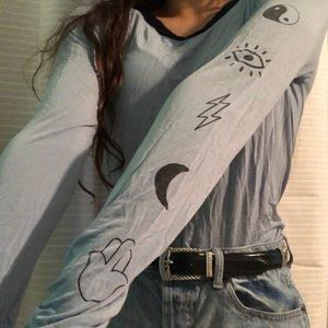 Blue Long sleeved, patterned sleeve shirt